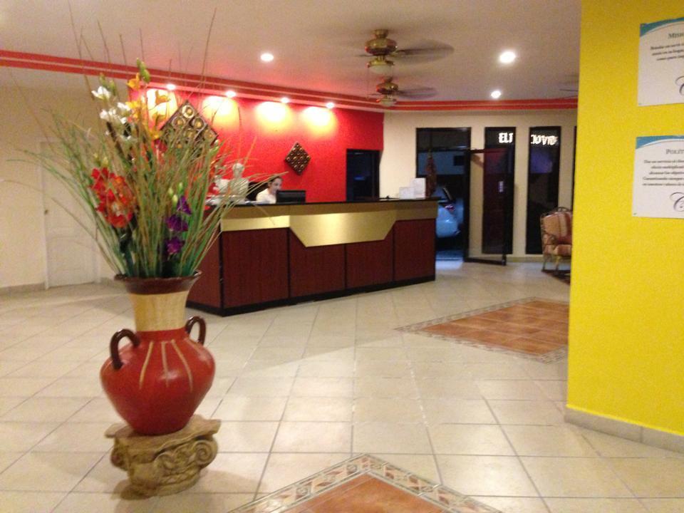 Hotel Cibeles La Ceiba Exterior photo