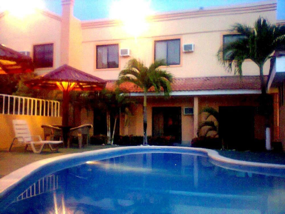 Hotel Cibeles La Ceiba Exterior photo
